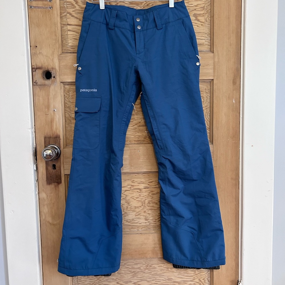 Women’s Patagonia snow/ski pant. Size Small.